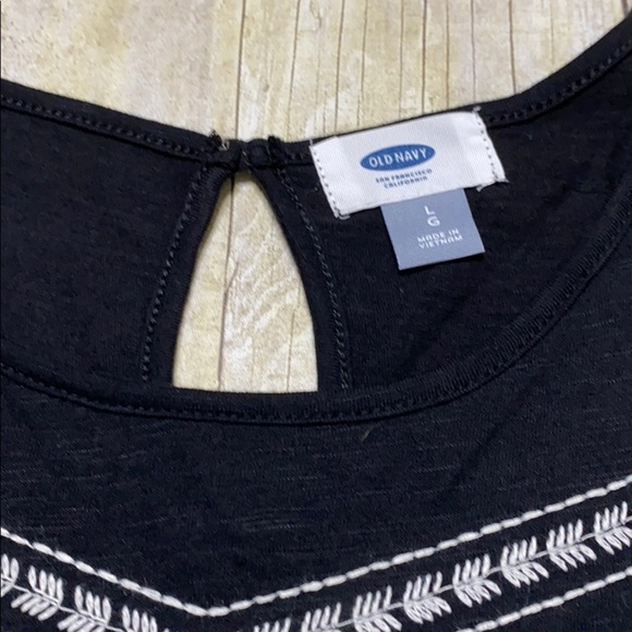 Old Navy Tank - Picture 2 of 4